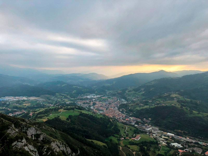 Tolosa Uzturre Camino Cruz Gurutze Vista Panormaica Camino Tolosaldea Gipuzkoa San Sebastian